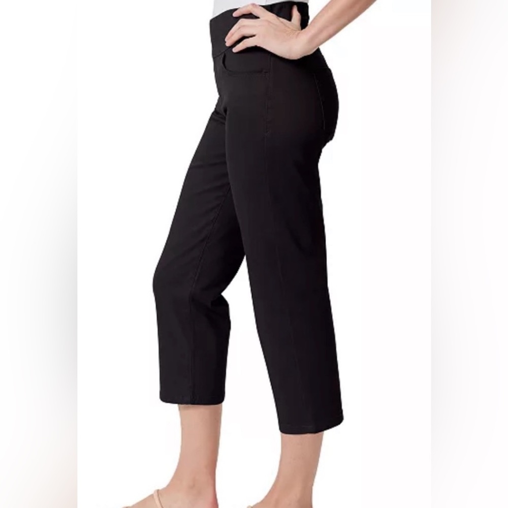 Gloria Vanderbilt Caroline  Womens  Size 6 Black Stretch Capri Jeans
